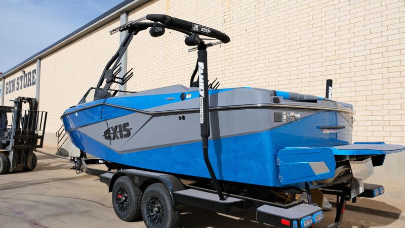 NEW 2026 AXIS T235 Image 3