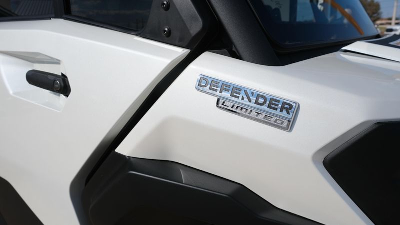 NEW 2026 CAN-AM DEFENDER MAX LIMITED CAB HD11 Image 10