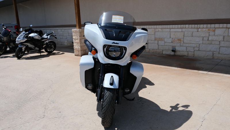 NEW 2026 INDIAN MOTORCYCLE ROADMASTER POWERPLUS DARK HORSE WITH 112 AND AUDIO PACKAGE Image 8