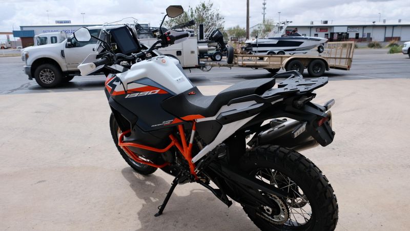NEW 2026 KTM 1390 SUPER ADVENTURE R Image 5
