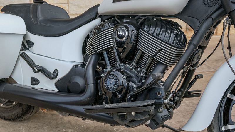 2021 Indian Motorcycle SpringfieldImage 9