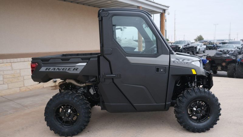 NEW 2027 POLARIS RANGER XP 1000 CAB Image 2