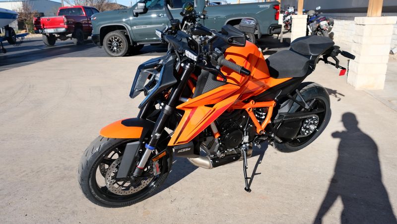 NEW 2026 KTM 1390 SUPER DUKE R EVO Image 7