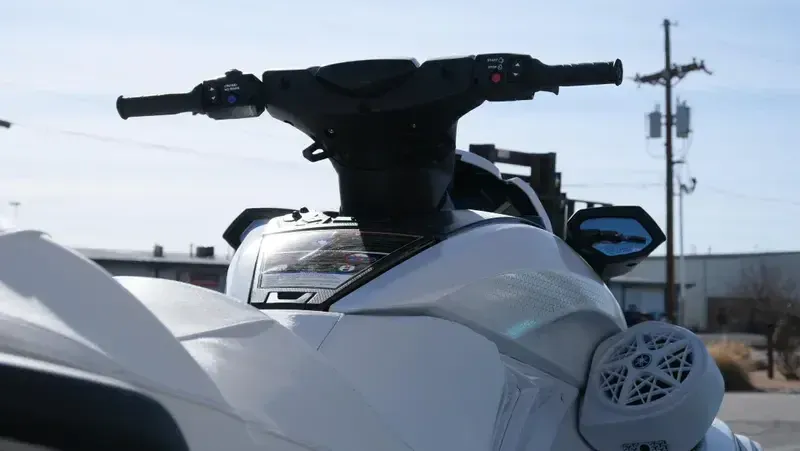 NEW 2026 YAMAHA FX CRUISER SVHO WITH AUDIO Image 9