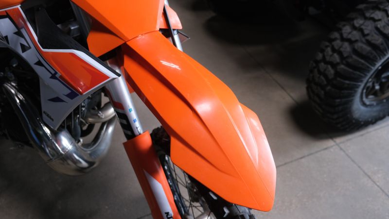 2023 KTM 300 SXImage 3