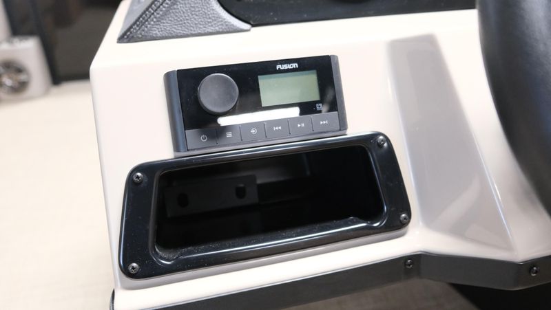 NEW 2026 CREST CONQUEST SE 200 CRUISE Image 15