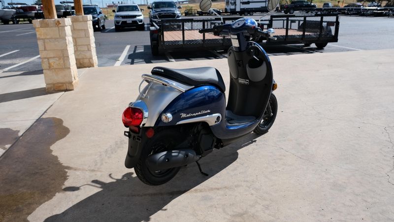 NEW 2026 HONDA METROPOLITAN Image 3