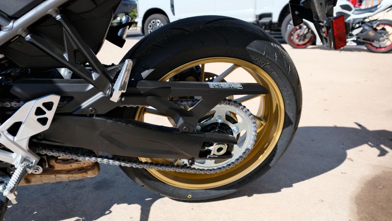 NEW 2026 SUZUKI GSX8TT Image 4