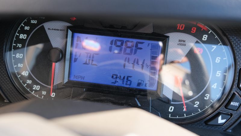 NEW 2025 POLARIS SLINGSHOT S AUTODRIVE JET BLACK Image 11