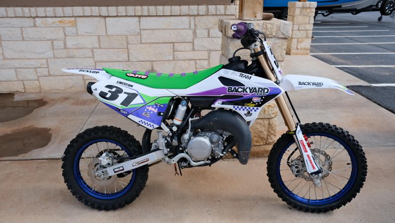 USED 2025 YAMAHA YZ85 Image 2