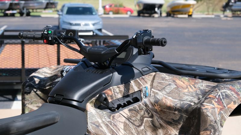 NEW 2026 CAN-AM OUTLANDER MAX PRO HUNTING EDITION HD7 Image 11
