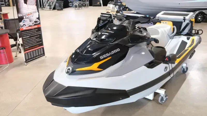NEW 2026 SEADOO FISHPRO TROPHY 170 WITH SOUND SYSTEM Image 5