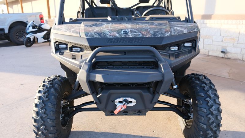 USED 2026 CAN-AM SSV DEF MAX XT 65 HD11 CAMO Image 11