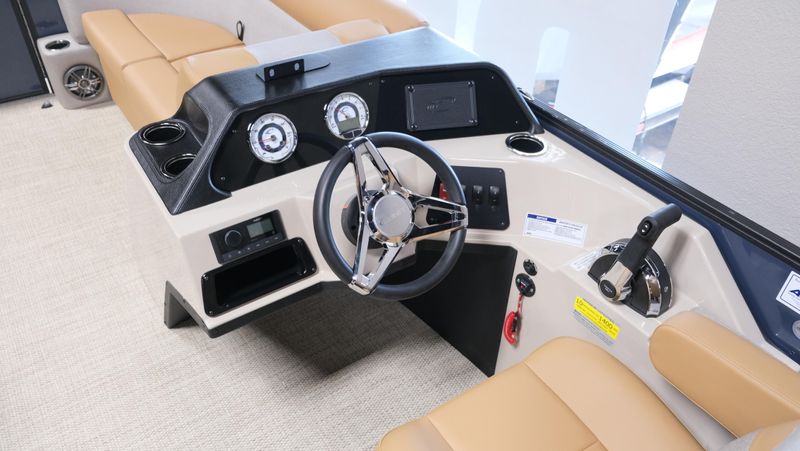 NEW 2026 CREST CONQUEST SE 200 CRUISE Image 12