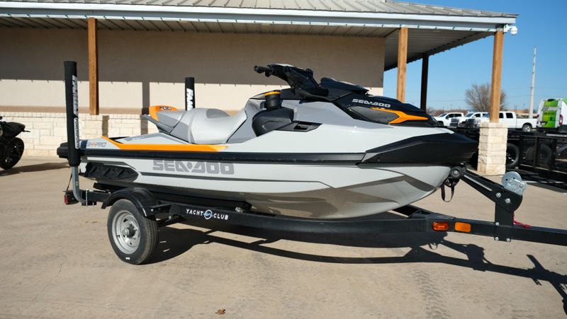 USED 2025 SEADOO FISHPRO TROPHY 170 WITH SOUND SYSTEM IDF Image 1