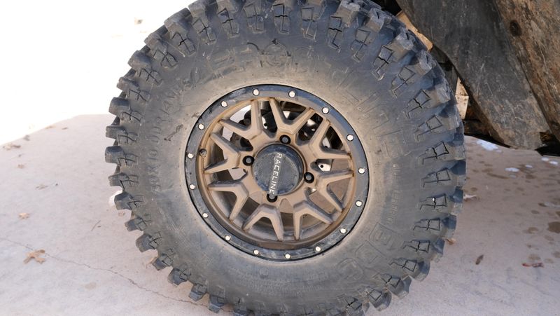 USED 2023 CAN-AM SSV DEF MAX XMR 65 HD10 BC 23 X MR HD10 Image 9