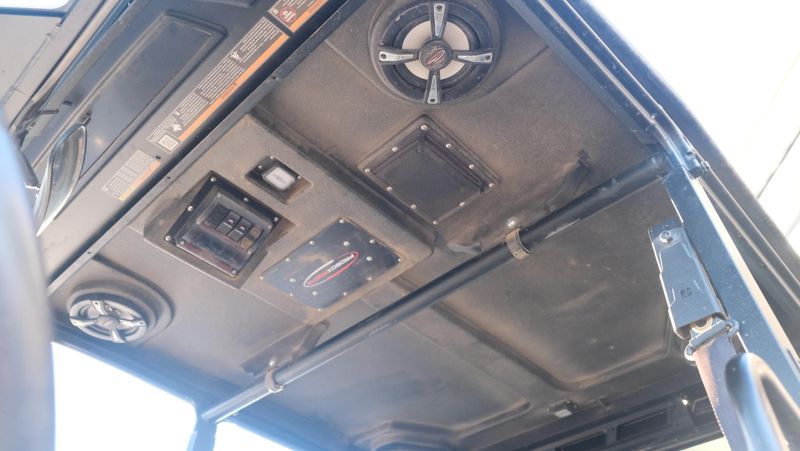 USED 2020 POLARIS RGR CREW XP 1000 EPS MAROON  TEXAS LE TEXAS EDITION Image 16