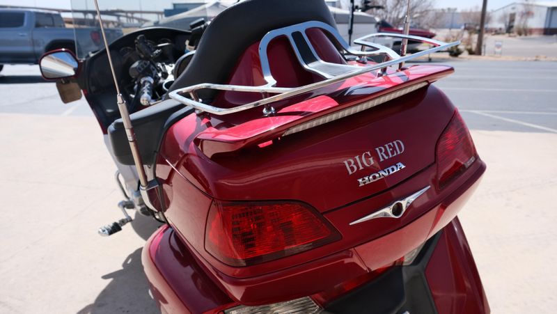 USED 2012 HONDA GOLD WING AUDIO COMFORT Image 19