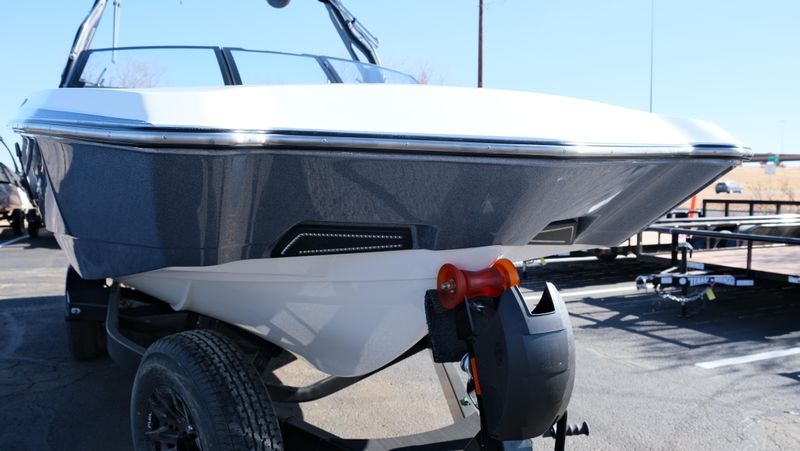 NEW 2026 AXIS A225 Image 32