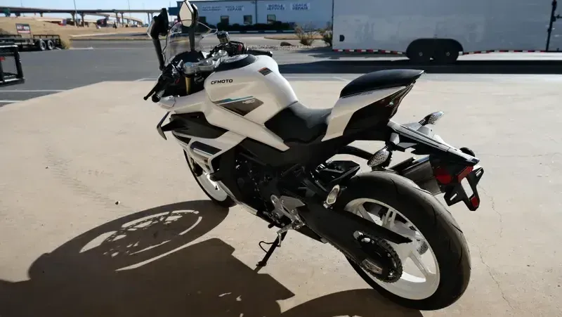 NEW 2026 CFMOTO 450SS Image 5
