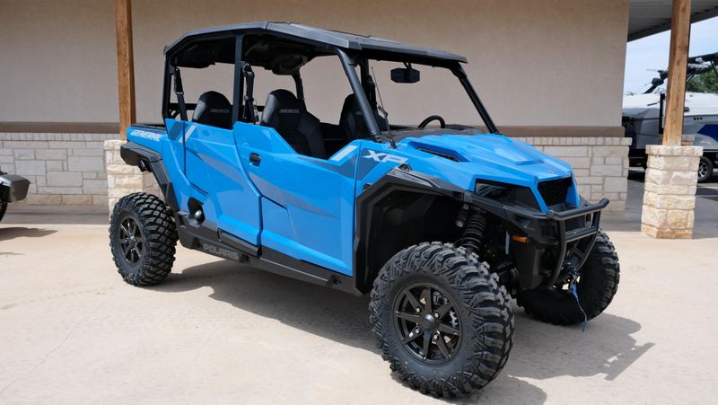 NEW 2027 POLARIS RANGER CREW XP 1000 CAB Image 1