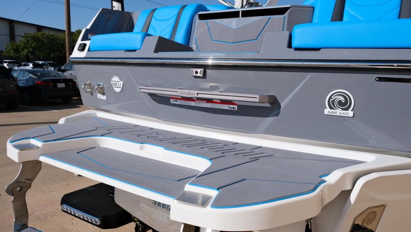 NEW 2026 MALIBU 25 LSV Image 61