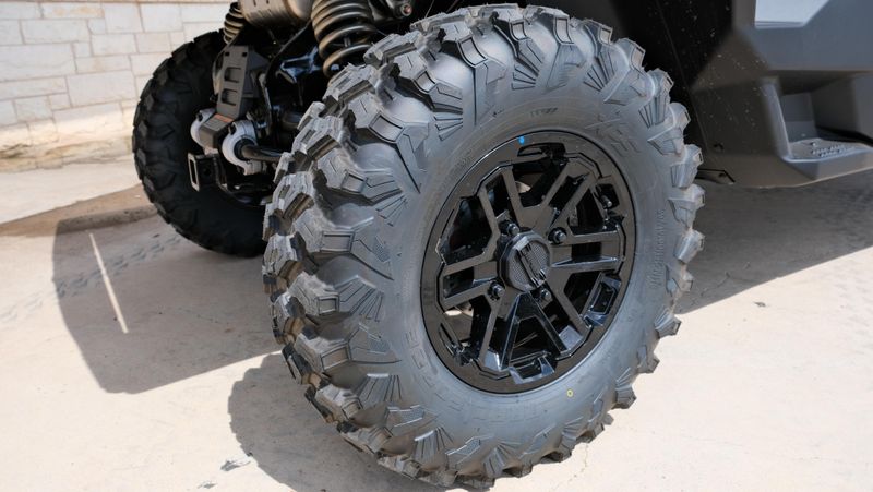 NEW 2026 CAN-AM DEFENDER MAX XT CAB HD11 Image 17