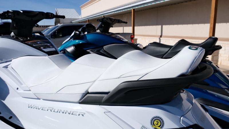 NEW 2026 YAMAHA FX CRUISER SVHO WITH AUDIO Image 9