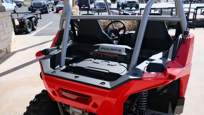 NEW 2026 POLARIS RZR 200 EFI Image 12
