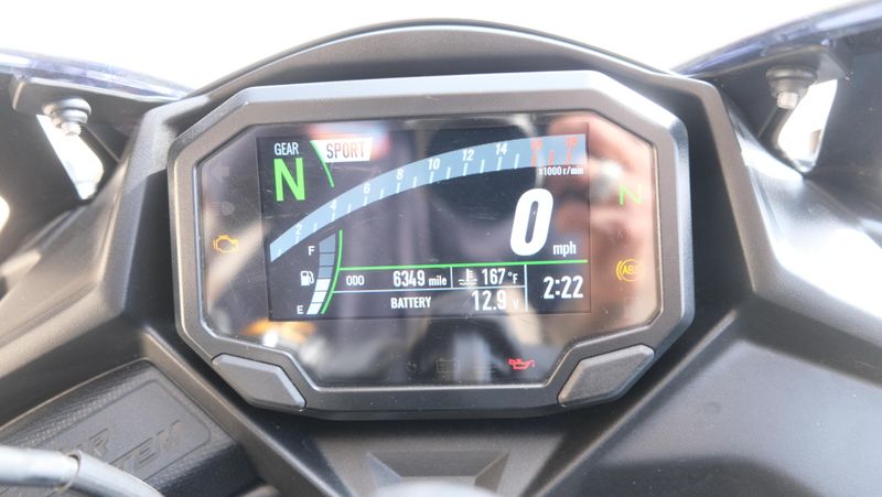 USED 2024 KAWASAKI NINJA ZX4R ABS Image 17