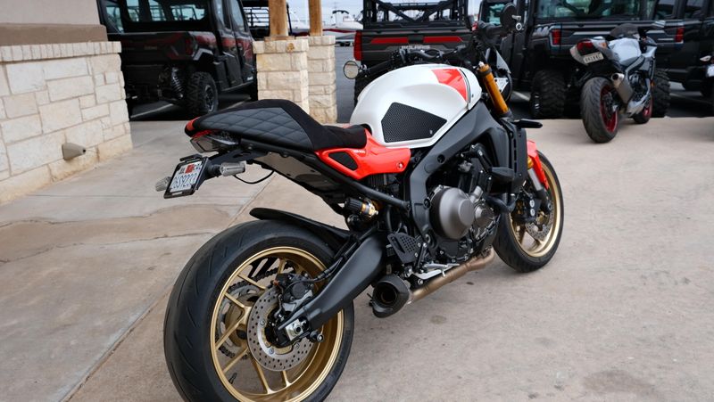 USED 2024 YAMAHA XSR900 CA Image 3