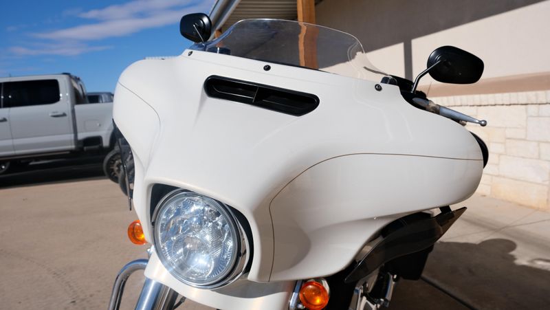 USED 2014 HARLEY STREET GLIDE SPECIAL Image 14