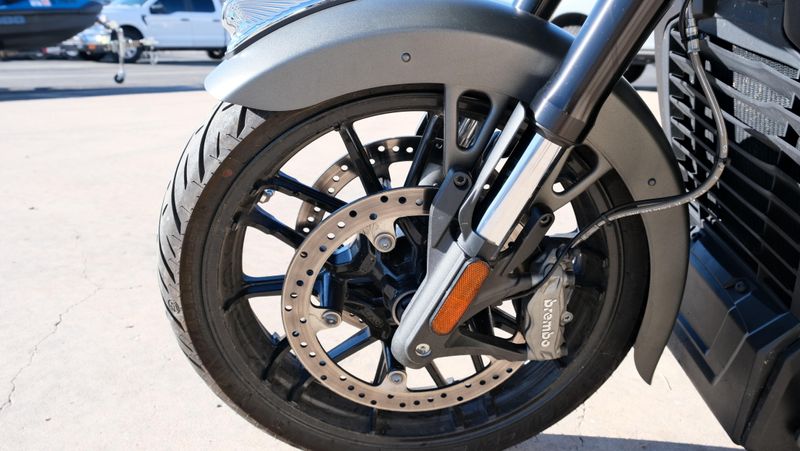 USED 2022 INDIAN MOTORCYCLE CHALLENGER Image 19