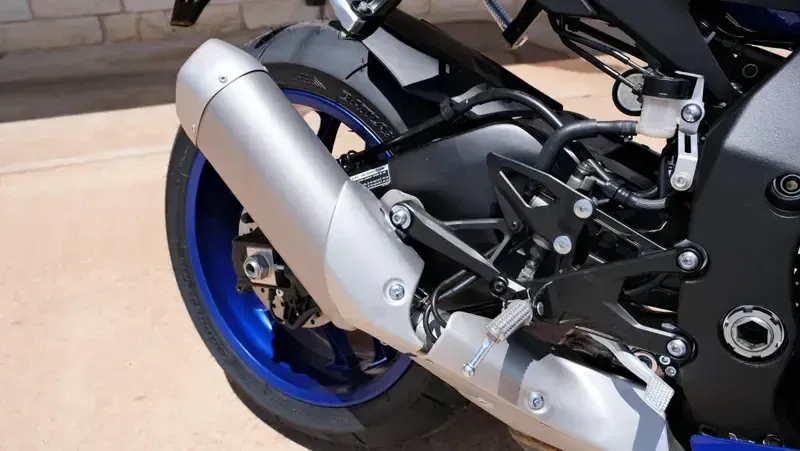 NEW 2026 YAMAHA YZF-R1 Image 19