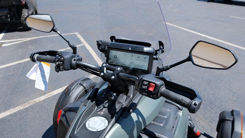 NEW 2026 CAN-AM CANYON REDROCK Image 16