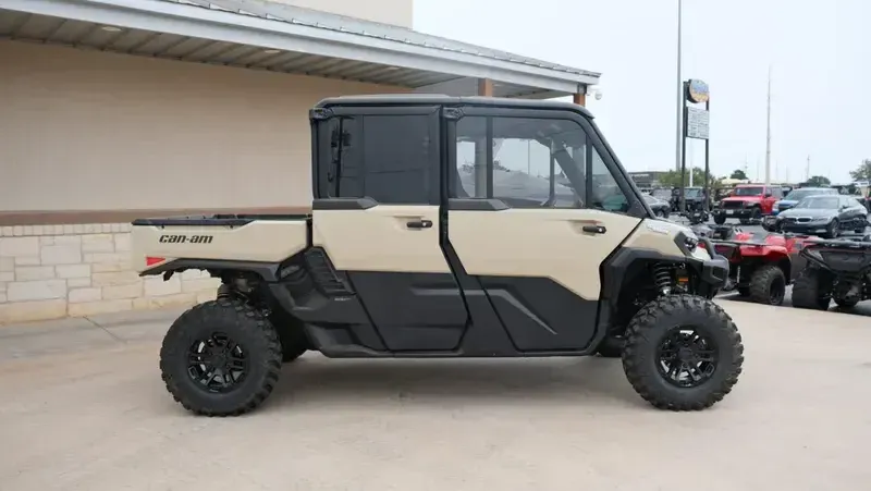 NEW 2026 CAN-AM DEFENDER MAX LIMITED CAB HD11 Image 2