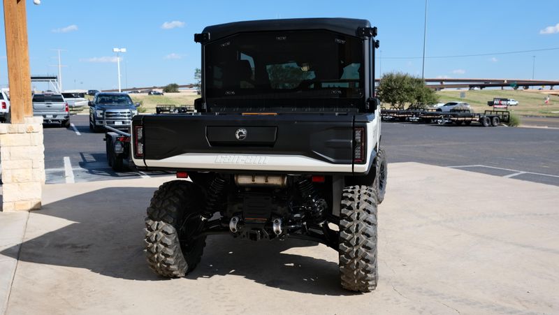NEW 2026 CAN-AM DEFENDER MAX LIMITED CAB HD11 Image 4