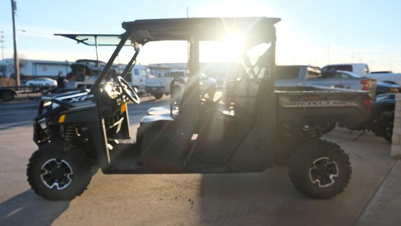 USED 2020 POLARIS RGR CREW XP 1000 EPS MAROON  TEXAS LE TEXAS EDITION Image 5