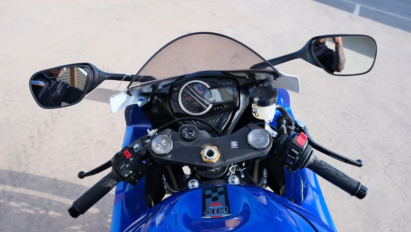 NEW 2026 SUZUKI GSXR600Z 40TH ANNIVERSARY EDITION Image 17