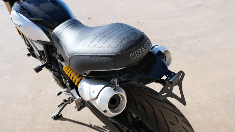 USED 2018 DUCATI SCRAMBLER 1100 Image 11