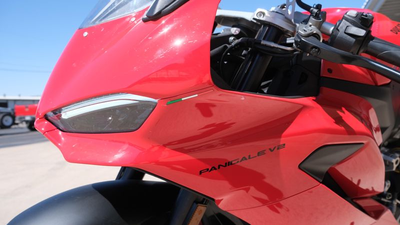 USED 2026 DUCATI PANIGALE V2 Image 19