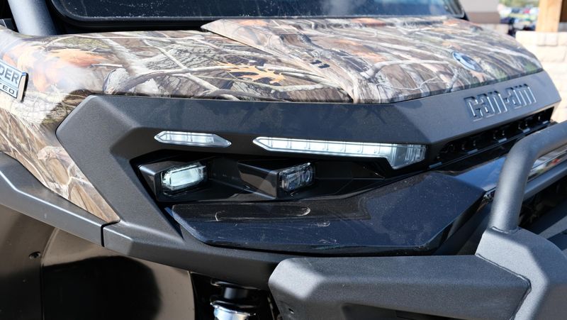 NEW 2026 CAN-AM DEFENDER MAX LIMITED CAB HD11 Image 6