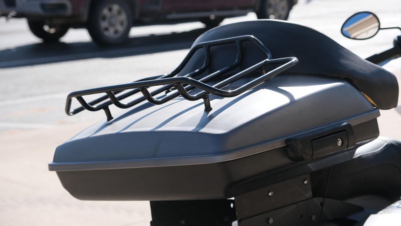 USED 2021 INDIAN MOTORCYCLE CHALLENGER Image 5