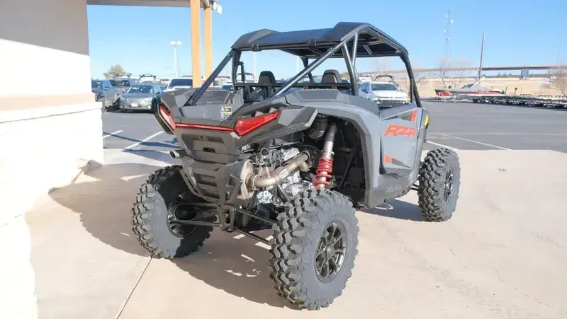 NEW 2026 POLARIS RZR XP 1000 ULTIMATE Image 5
