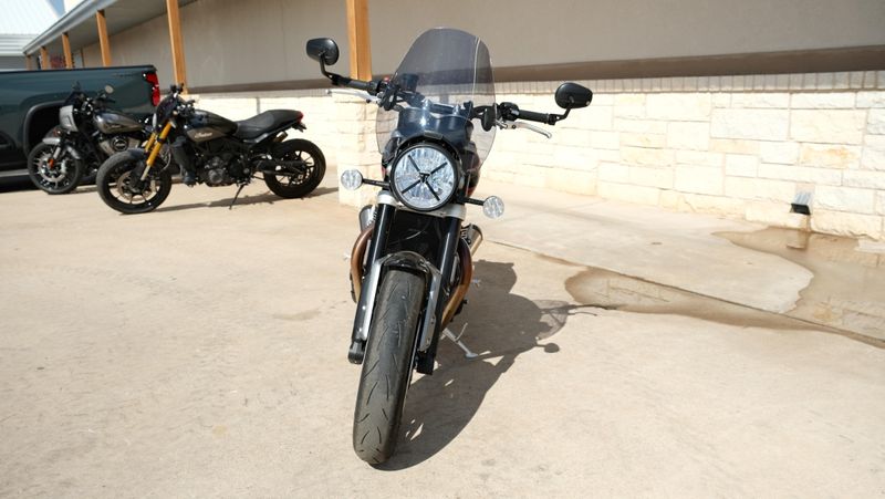 USED 2022 TRIUMPH SPEEDTWIN1200 Image 8