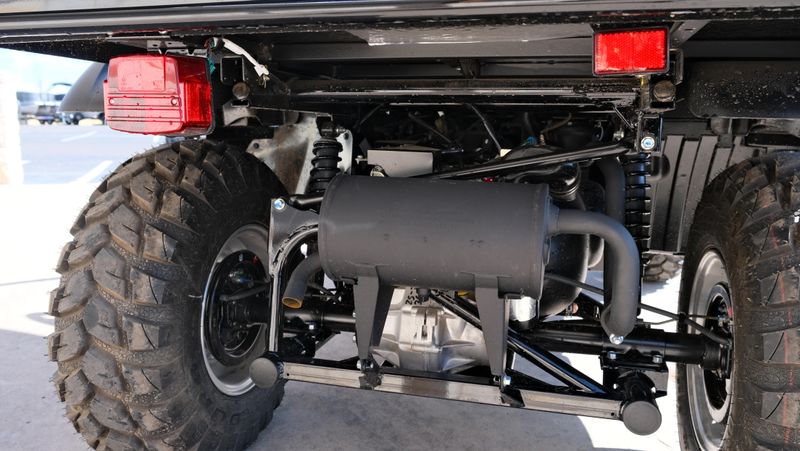 NEW 2026 KAWASAKI MULE SX 4X4 XC LE  in a METALLIC ONYX BLACK exterior color. Family PowerSports (877) 886-1997 familypowersports.com 