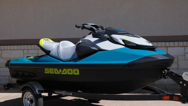 2024 SEADOO GTI SE 170 WITH SOUND SYSTEM IDF TEAL BLUE AND MANTA GREEN Image 1