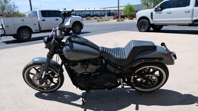 USED 2022 HARLEY SOFT TAIL LOWRIDER S Image 6