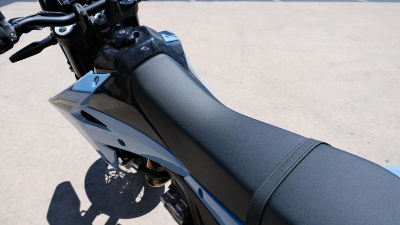 NEW 2026 SUZUKI DR-Z4SM Image 14