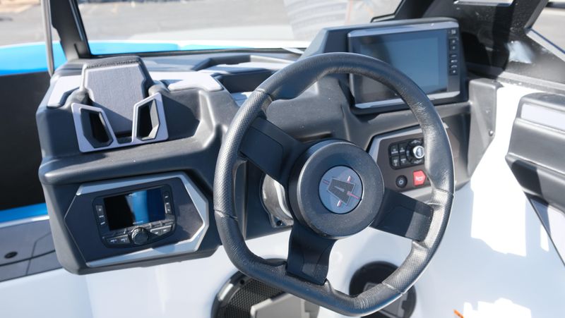 NEW 2026 AXIS A225 Image 22